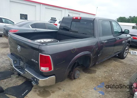 2017 Ram 1500 Laramie 4X4 5'7 Box z USA, uszkodzony, nr VIN 1C6RR7NT6HS800740